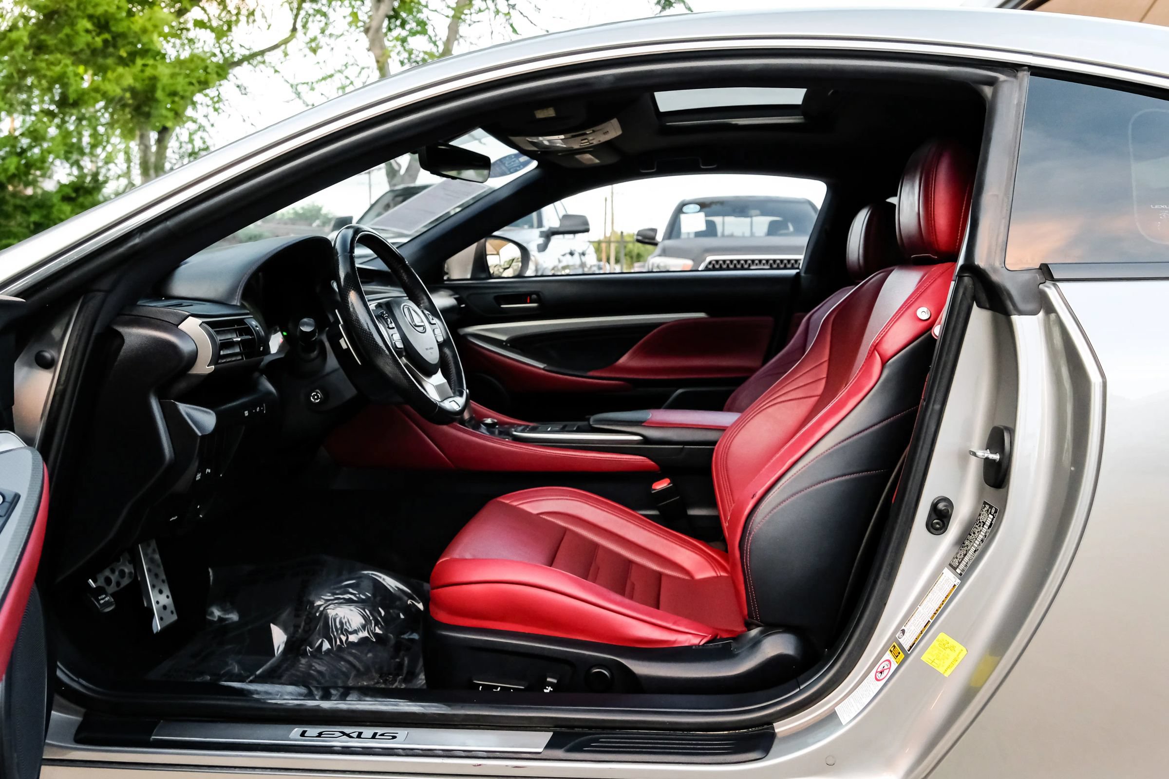 Used 2015 Lexus RC 350 AWD w/ Navigation System Package image 4