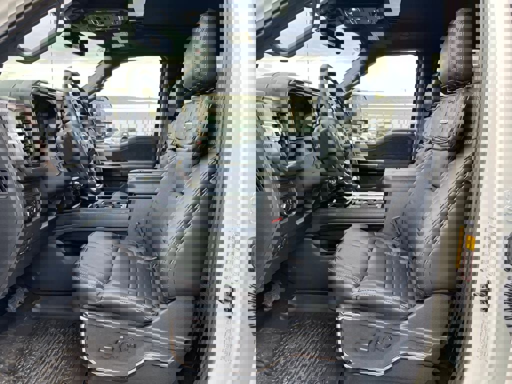 New 2026 Ford F250 Platinum w/ Tremor Off-Road Package image 10