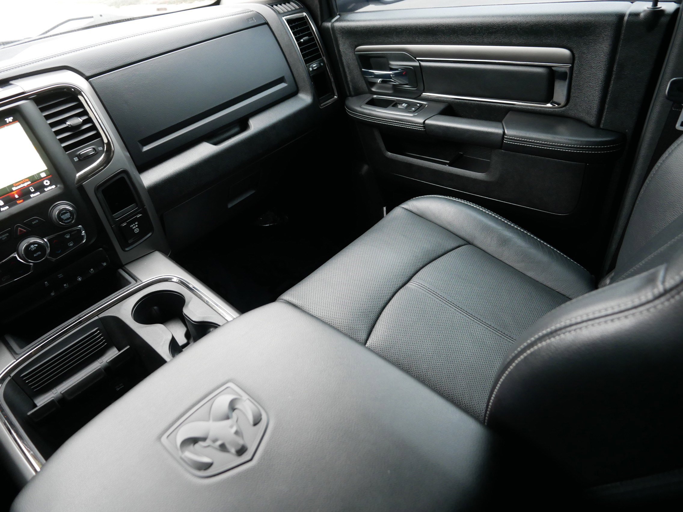 Used 2018 RAM 1500 Sport w/ Convenience Group image 11