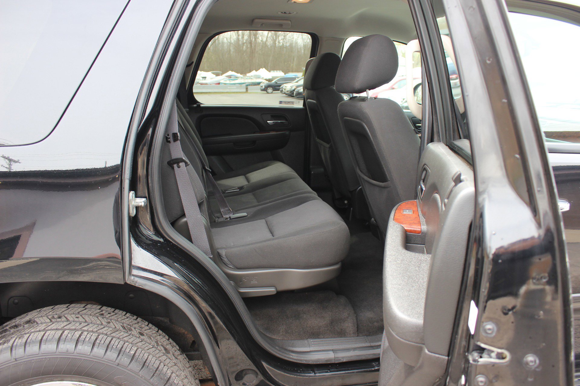 Used 2013 Chevrolet Tahoe LS w/ All-Star Edition AWD/4WD image 38