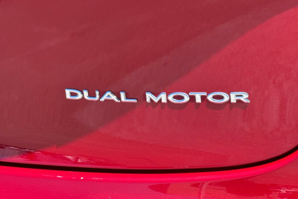 Used 2022 Tesla Model 3 Long Range AWD/4WD image 25