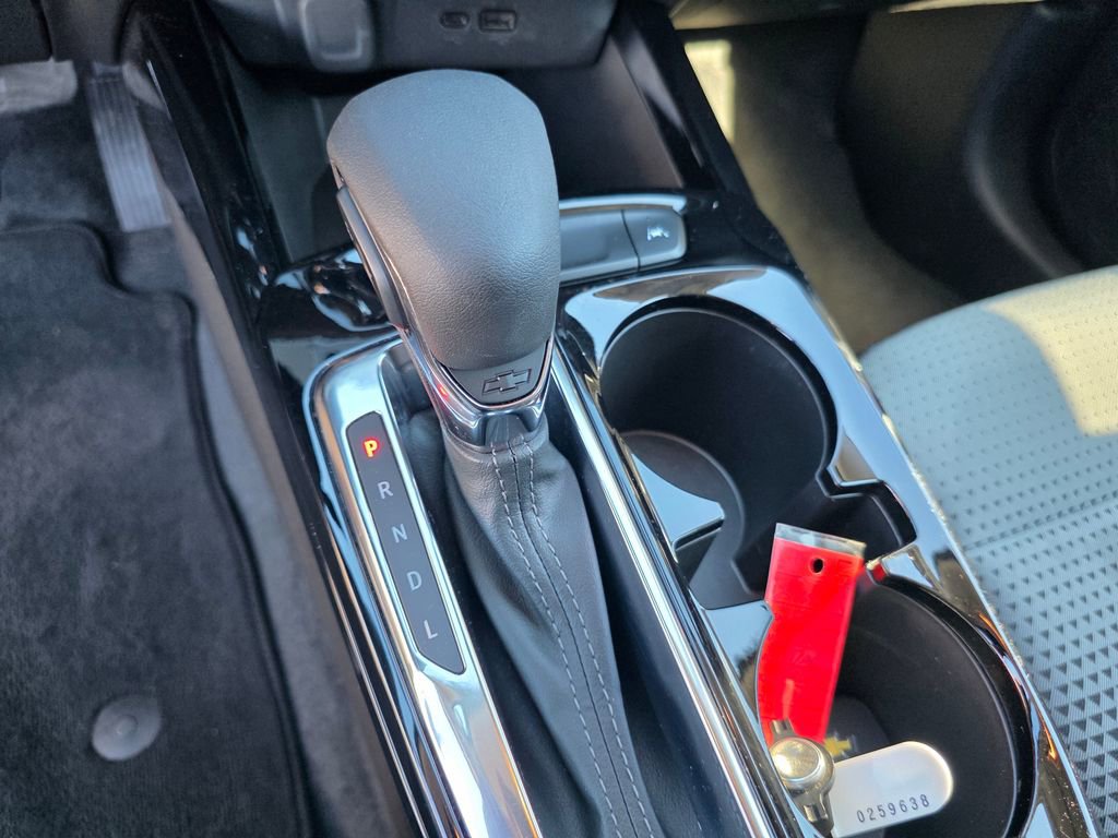 Certified 2025 Chevrolet Trax LT w/ LT Convenience Package image 16