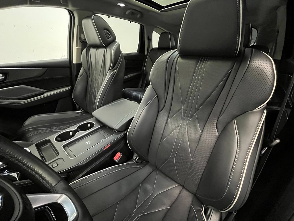 Certified 2025 Acura MDX SH-AWD w/ Advance Package image 11