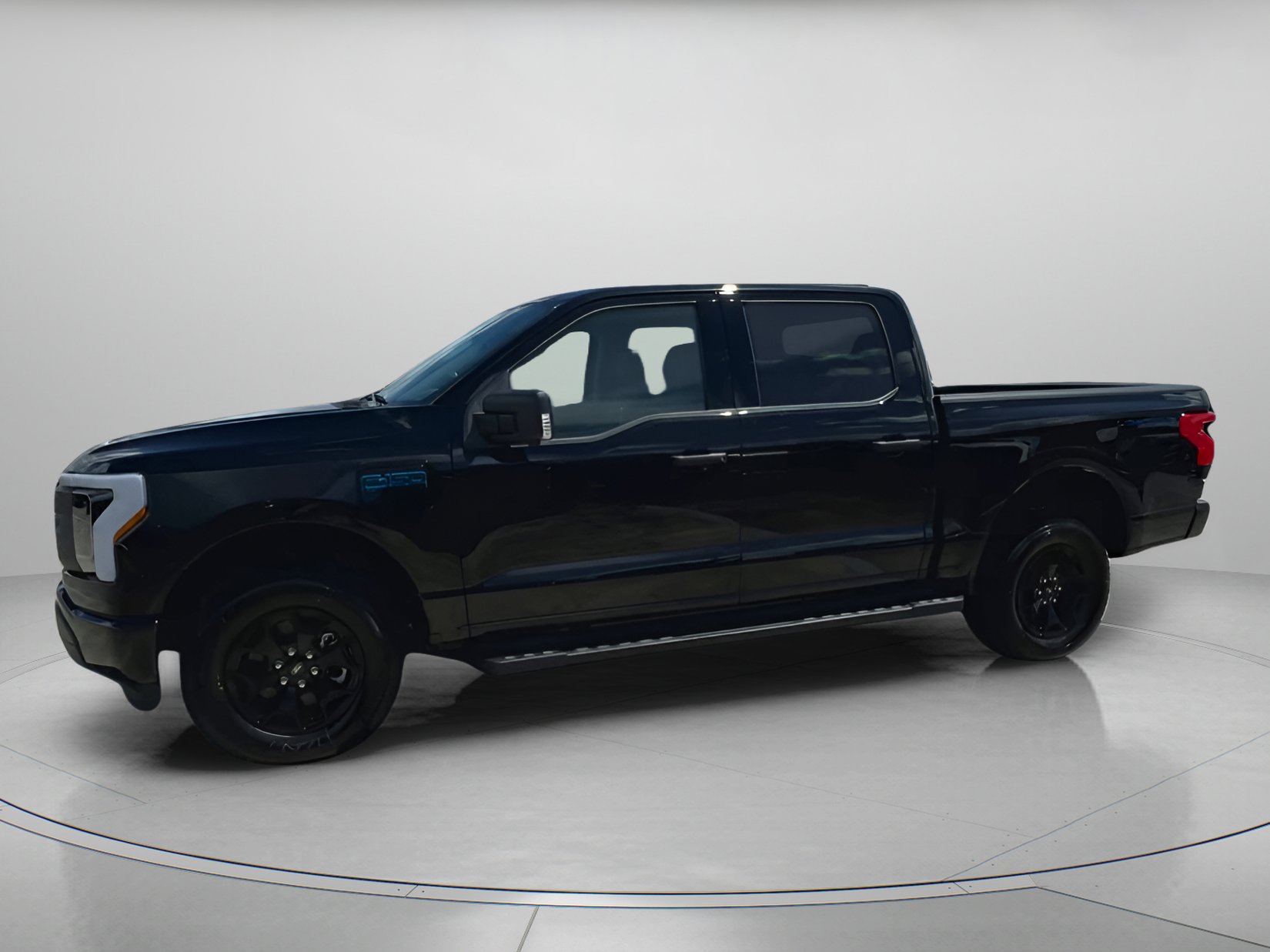 Used 2025 Ford F150 Lightning XLT image 14