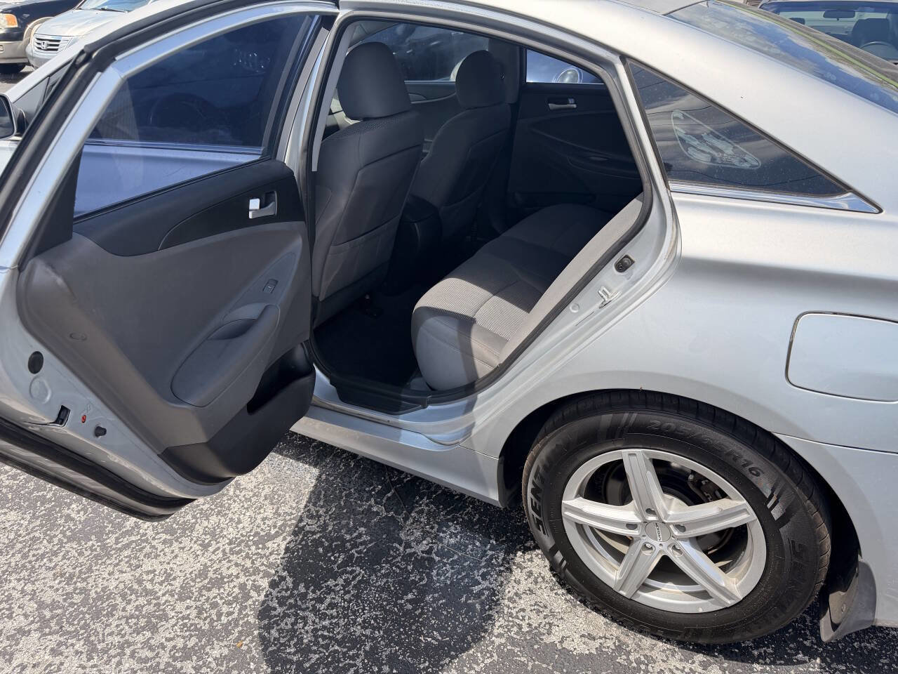 Used 2013 Hyundai Sonata GLS image 10