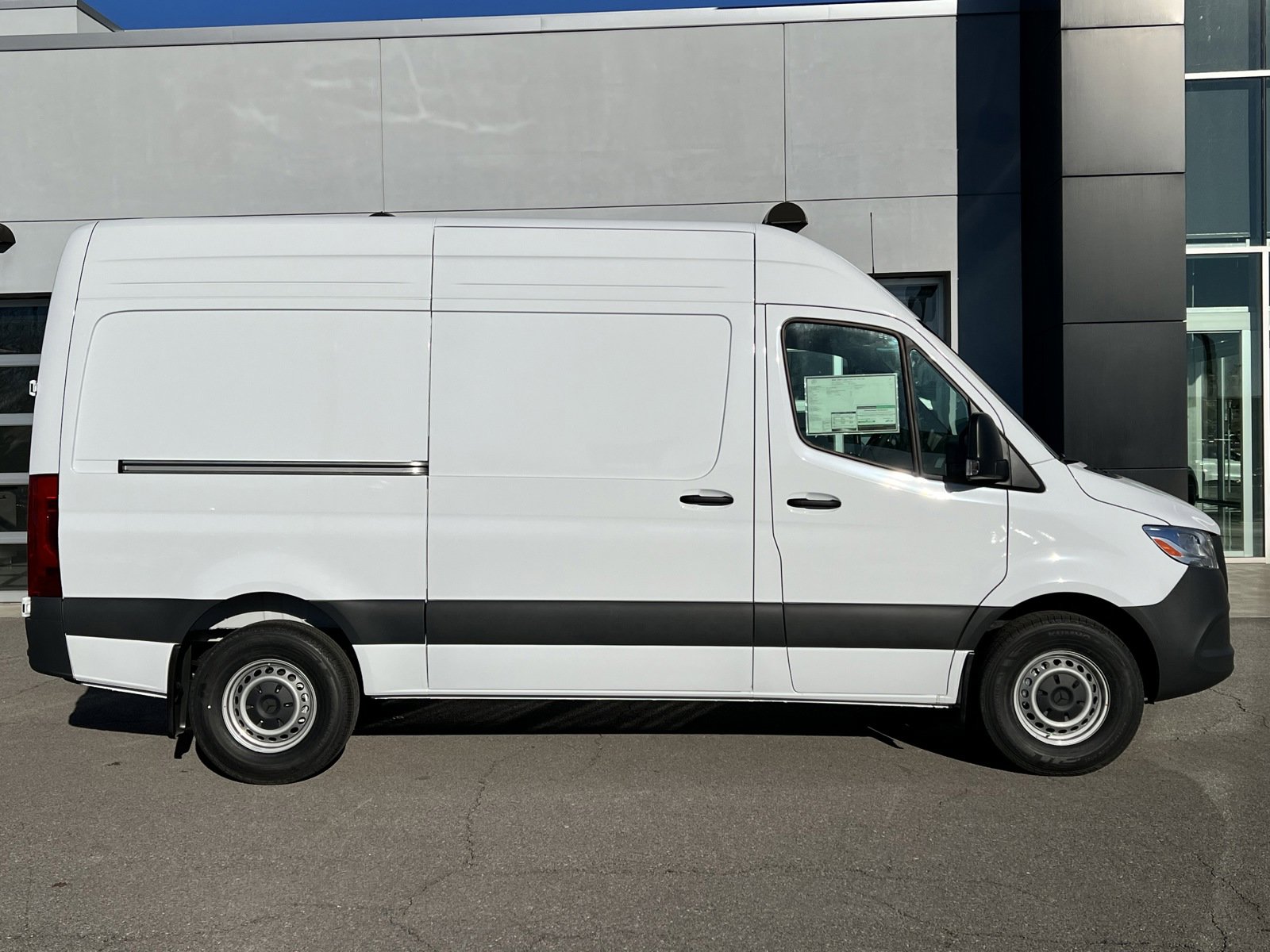 New 2025 Mercedes-Benz Sprinter 2500 image 15