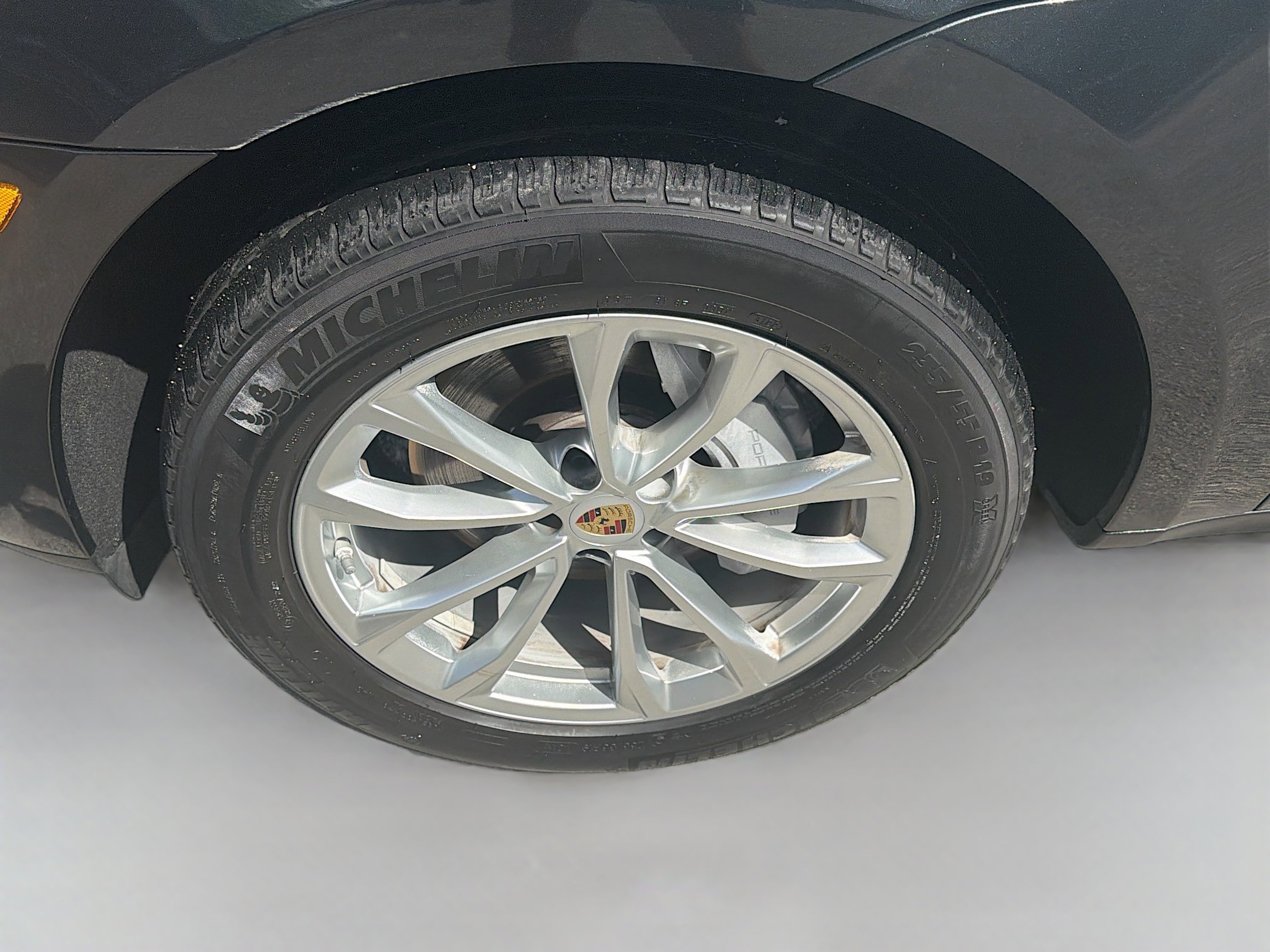 Used 2023 Porsche Macan image 34