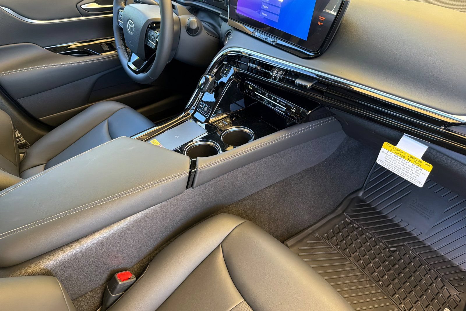 New 2026 Toyota Mirai RWD image 17