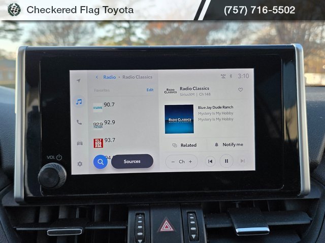 Used 2023 Toyota RAV4 XLE Premium image 16