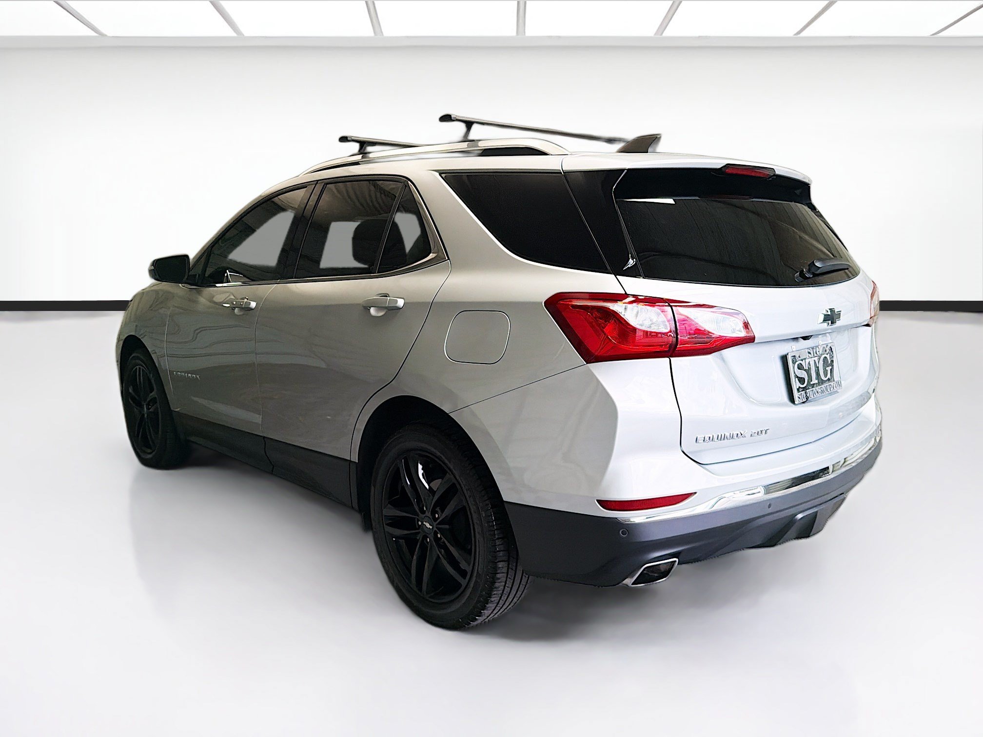 Used 2020 Chevrolet Equinox LT w/ Sport Edition FWD image 6