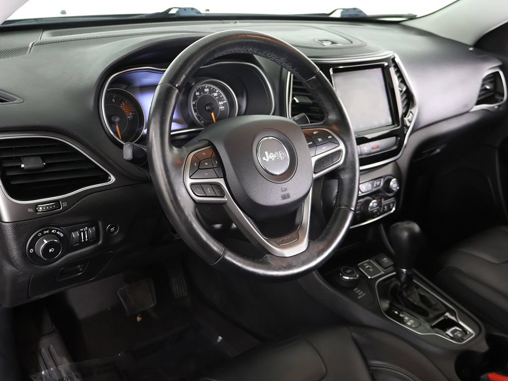 Used 2019 Jeep Cherokee Limited AWD/4WD image 28