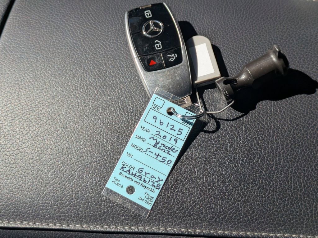 Used 2019 Mercedes-Benz S 450 Sedan image 34