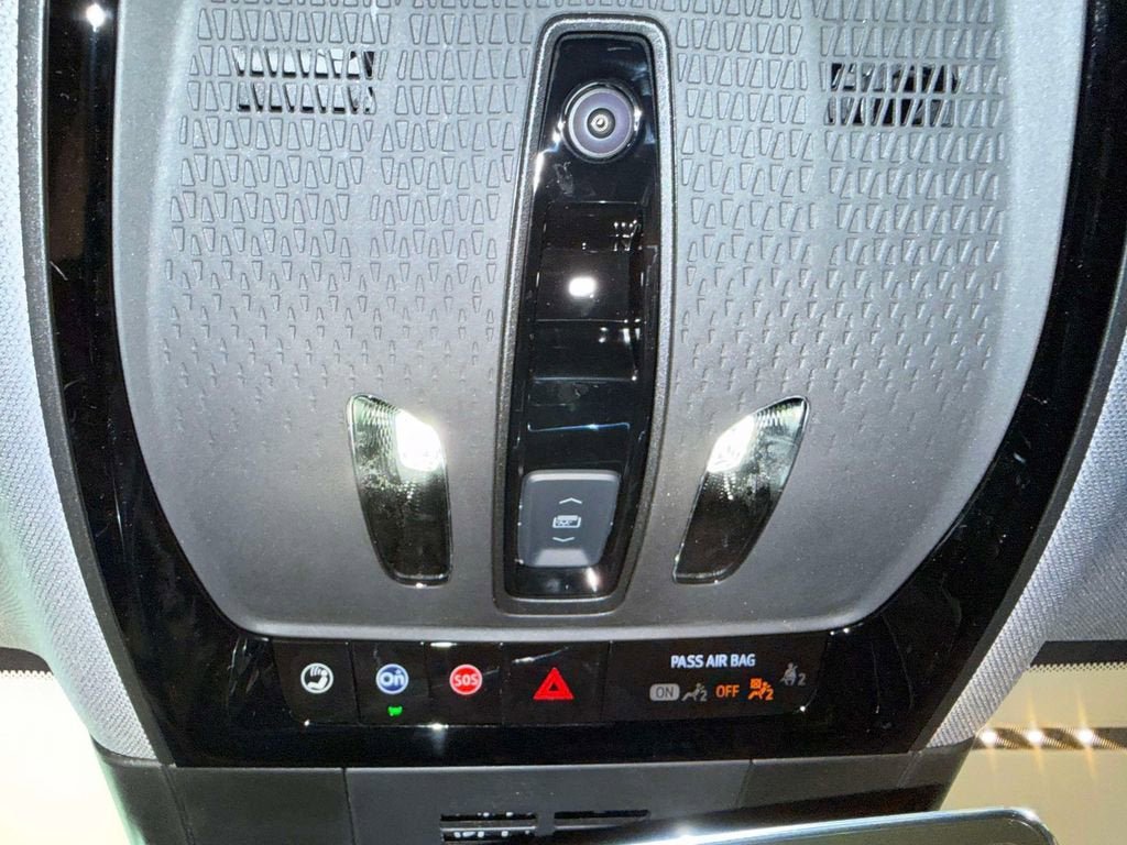New 2026 Cadillac Optiq V AWD/4WD image 16