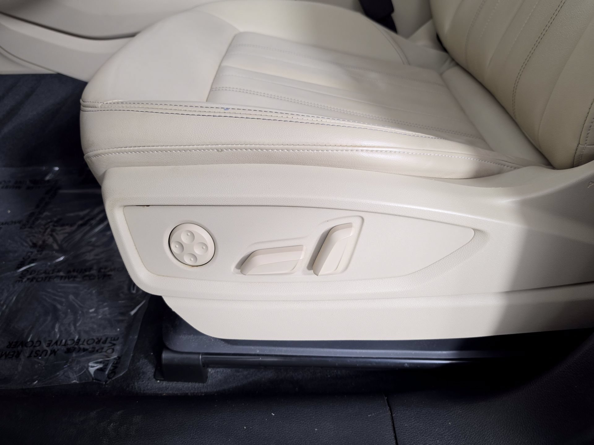 Certified 2023 Audi Q5 Premium Plus w/ Convenience Package AWD/4WD image 16