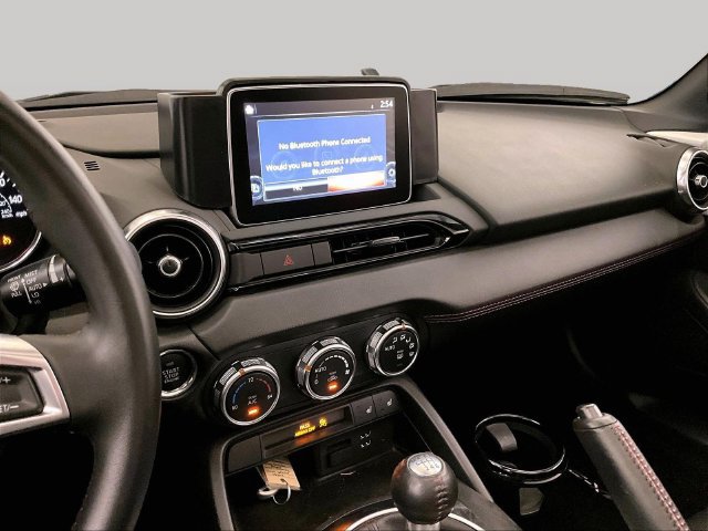 Used 2016 MAZDA MX-5 Miata Grand Touring RWD image 6