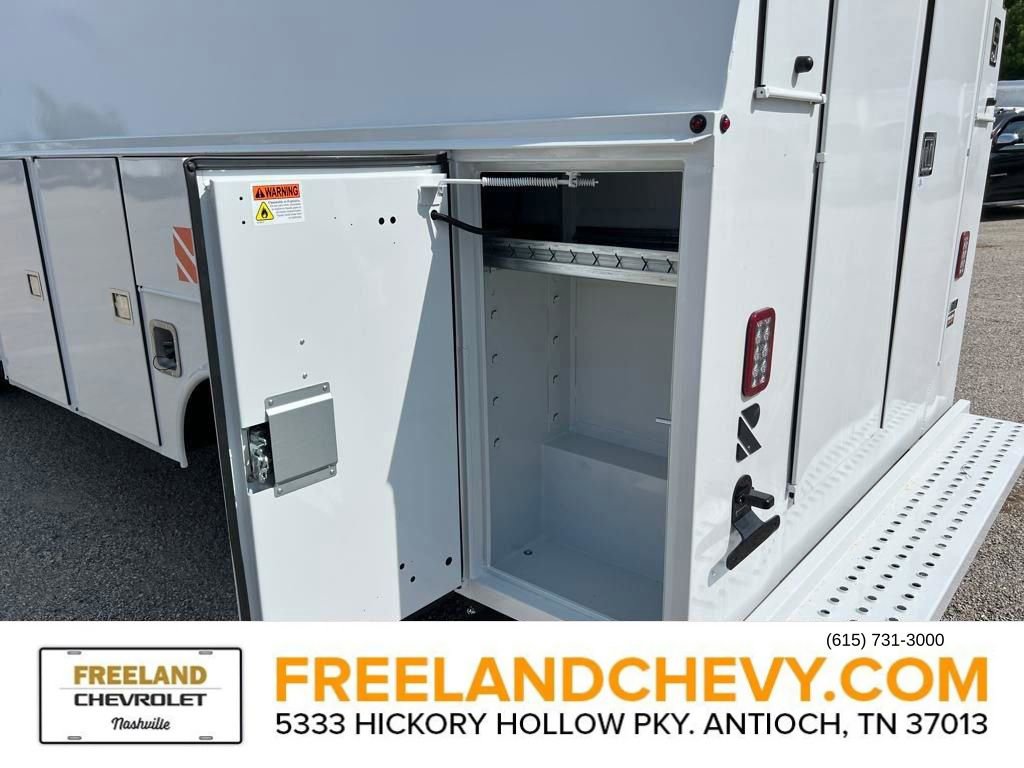 New 2025 Chevrolet Express 3500 w/ Power Convenience Package image 9