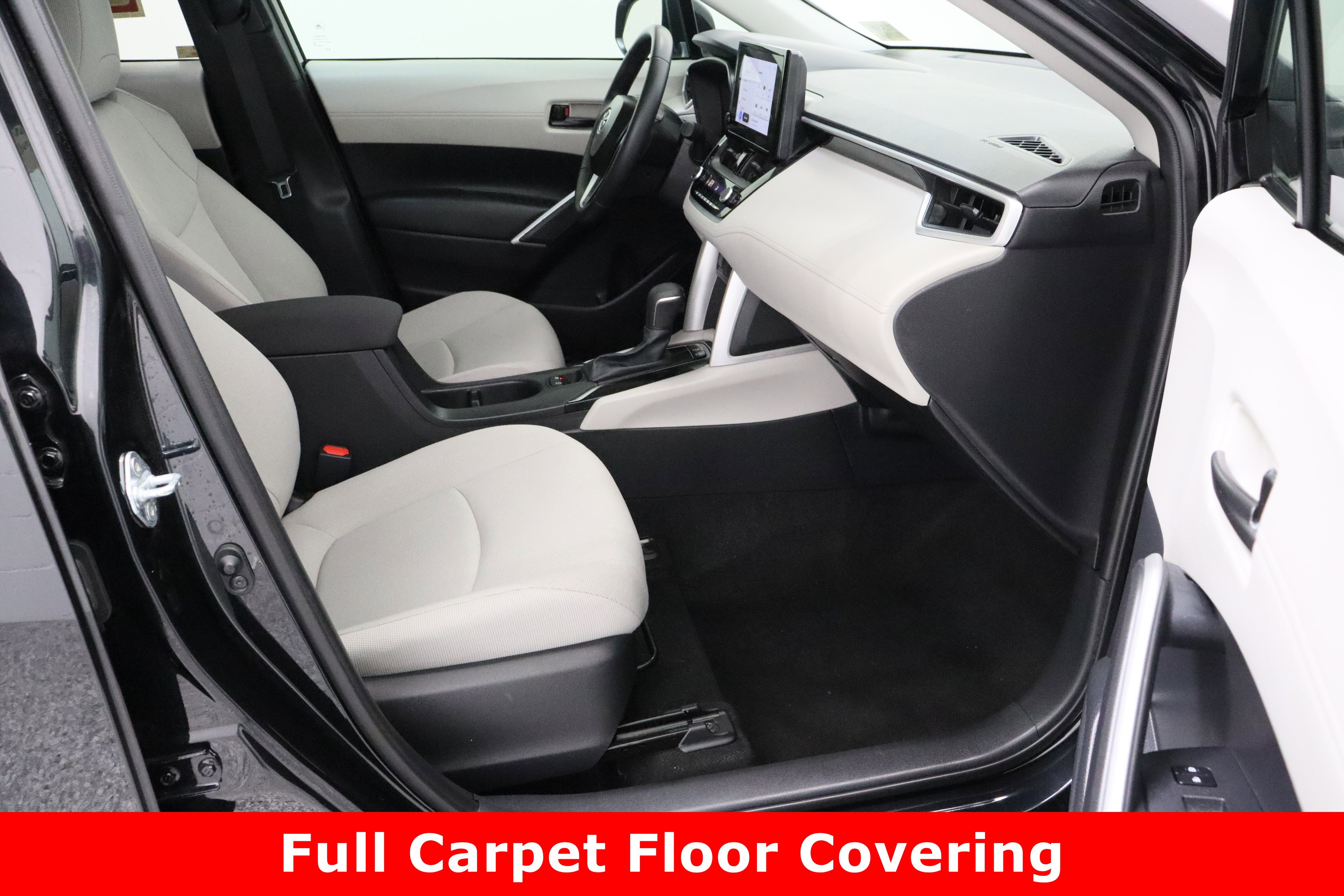 Certified 2025 Toyota Corolla Cross LE image 36