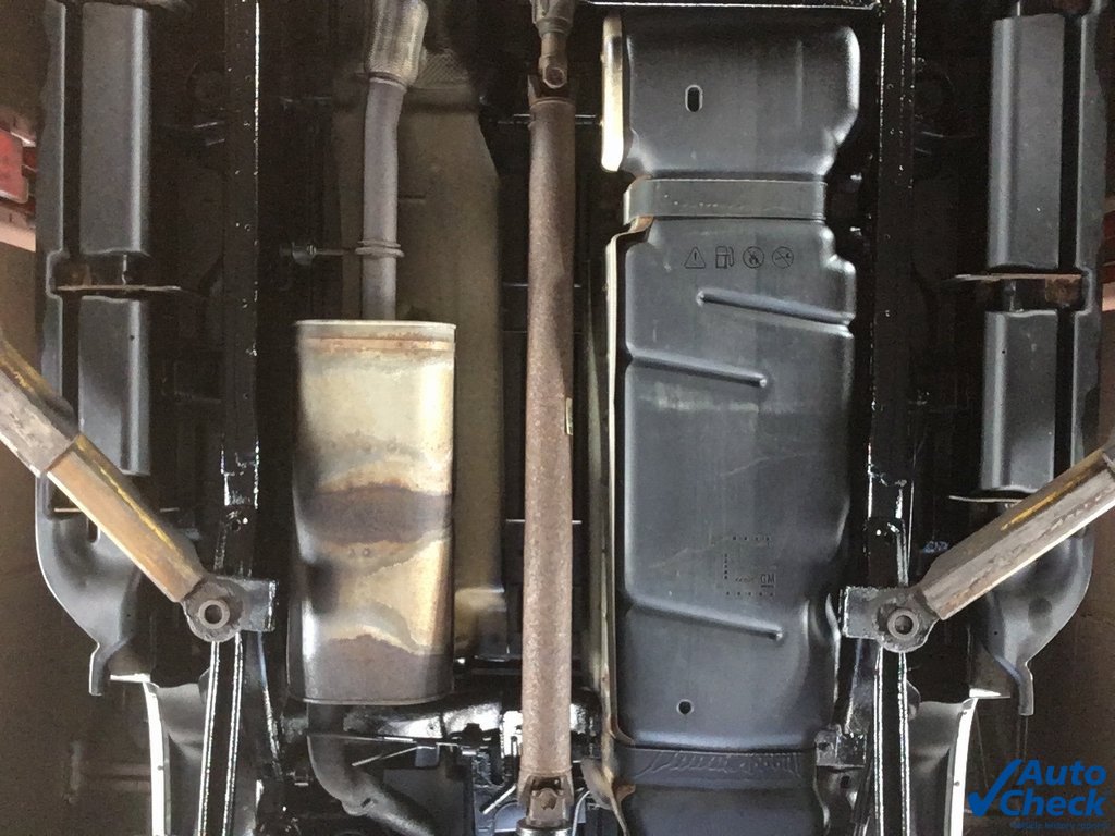 Used 2011 Chevrolet Avalanche LTZ image 17