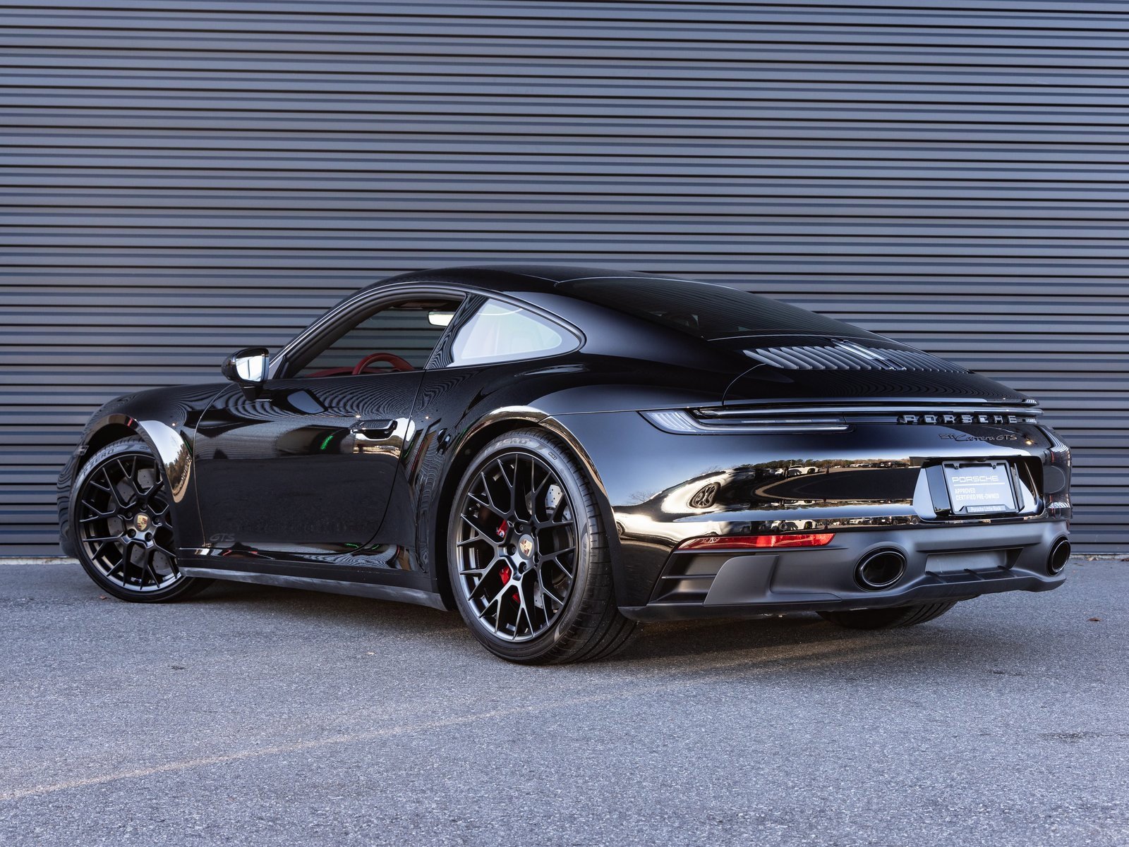 Used 2024 Porsche 911 Carrera GTS w/ Premium Package image 3