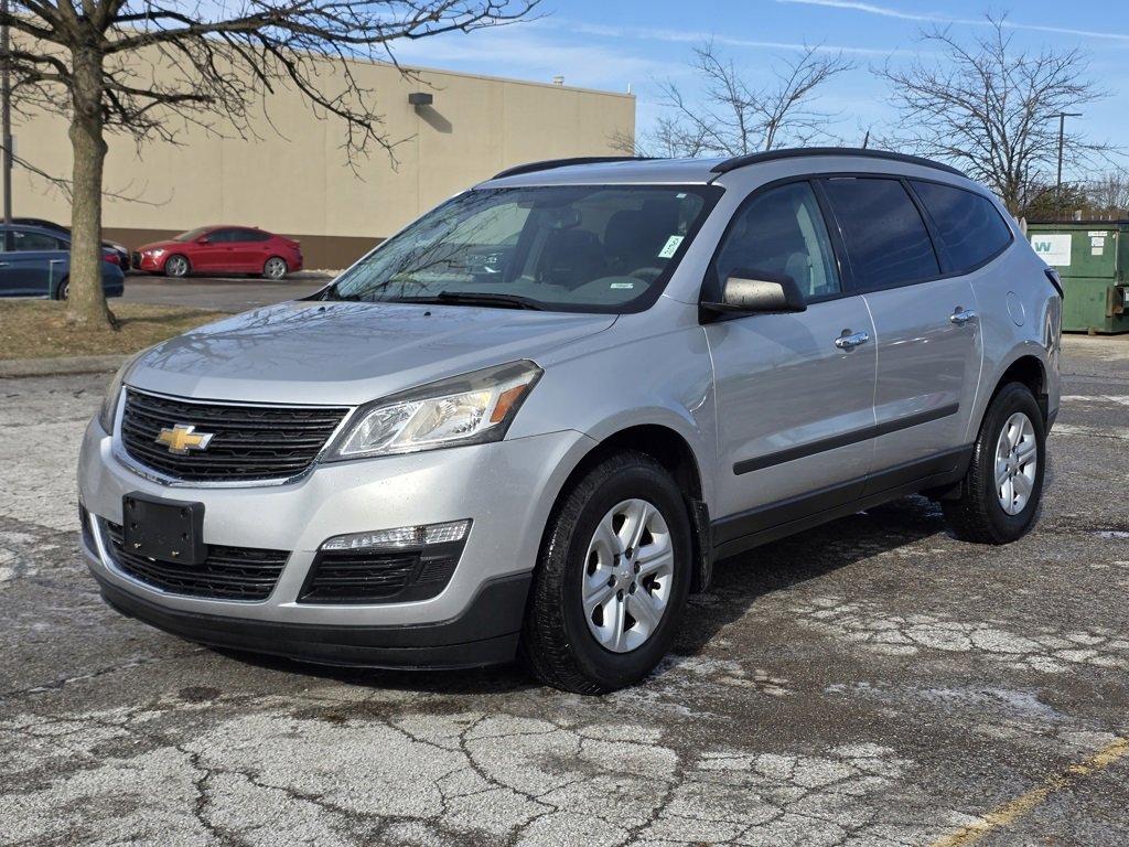 Used 2016 Chevrolet Traverse LS image 1