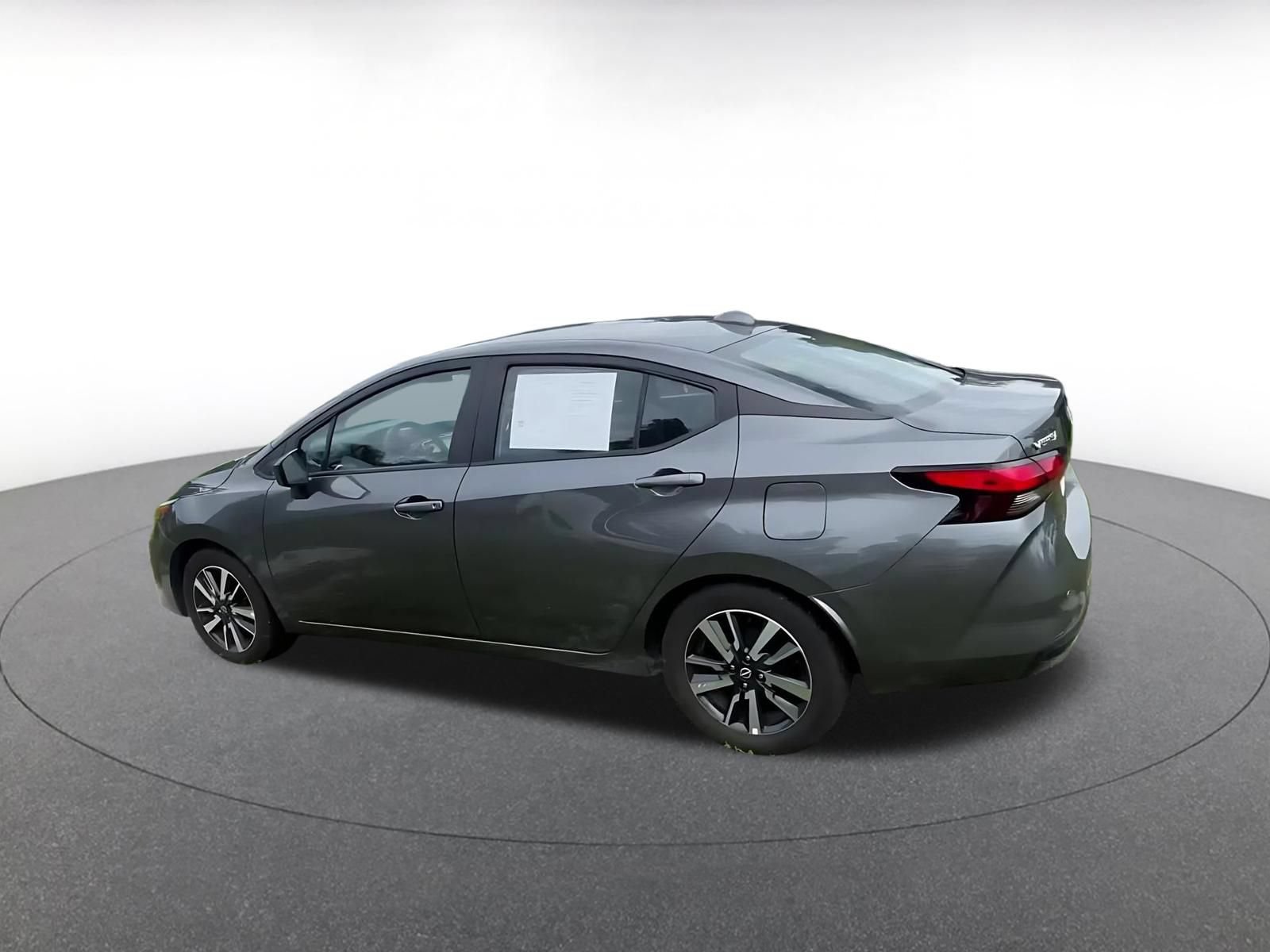 Used 2025 Nissan Versa SV FWD image 10