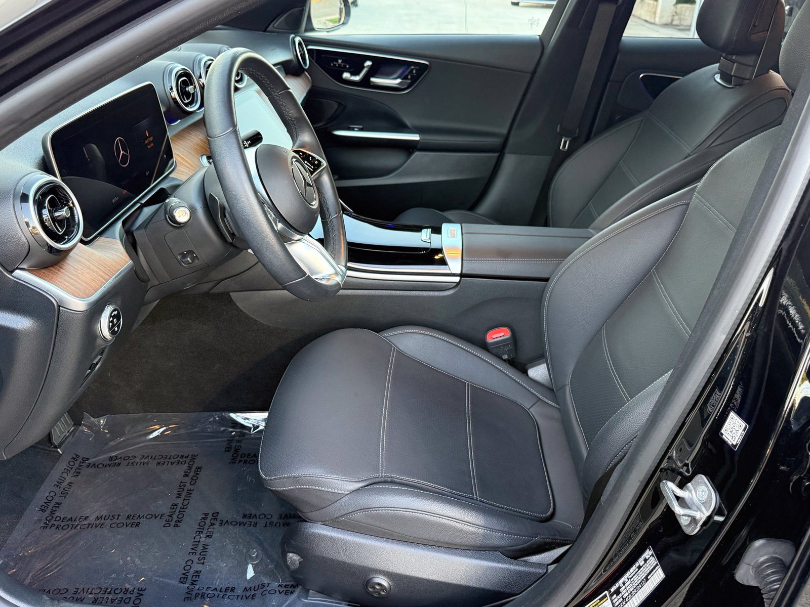 Used 2024 Mercedes-Benz C 300 Sedan image 26