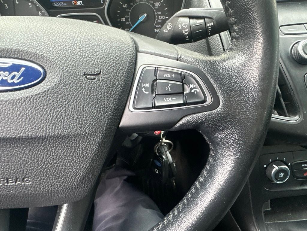 Used 2018 Ford Focus SE w/ Cold Weather Package FWD image 13