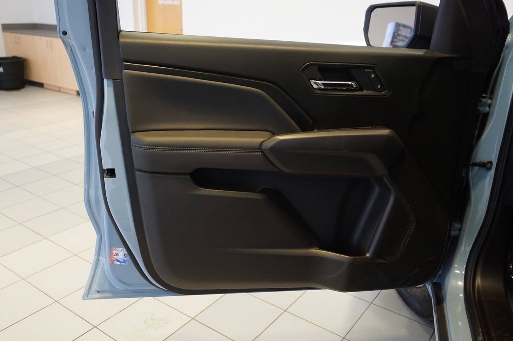 Certified 2025 Chevrolet Colorado LT w/ LT Convenience Package image 22