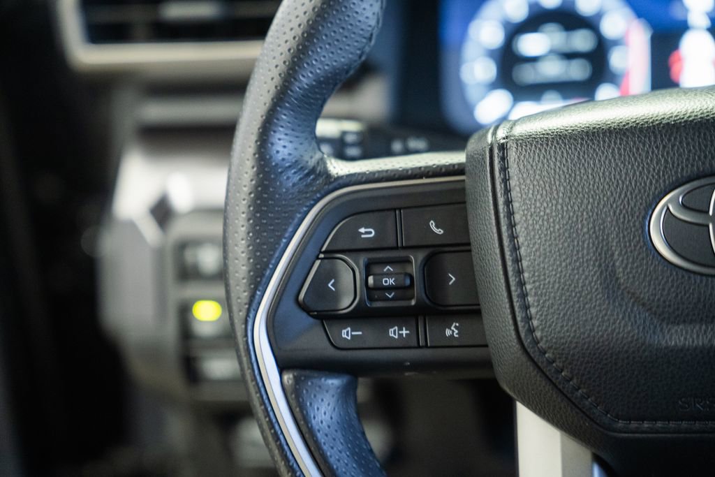 Used 2025 Toyota 4Runner TRD Off-Road Premium w/ Tow Technology Package image 34