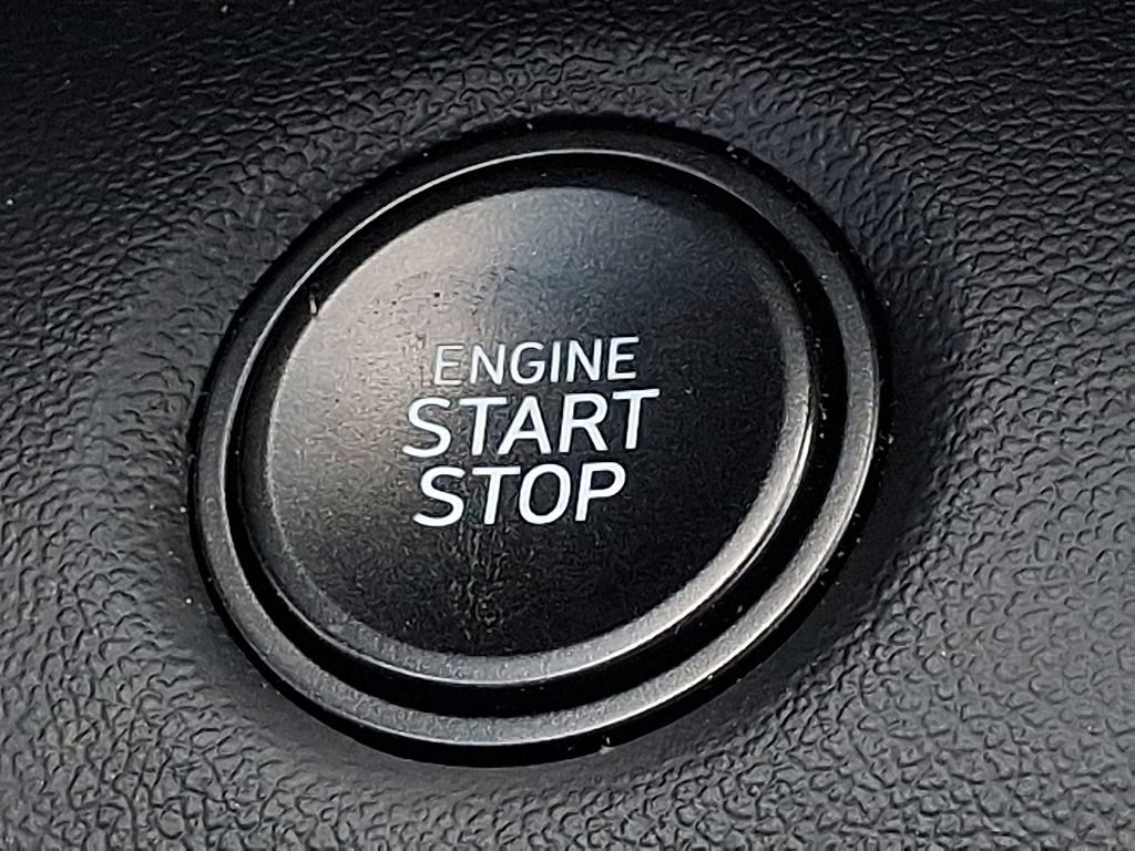 Used 2025 Hyundai Elantra Sport w/ Cargo Package FWD image 20