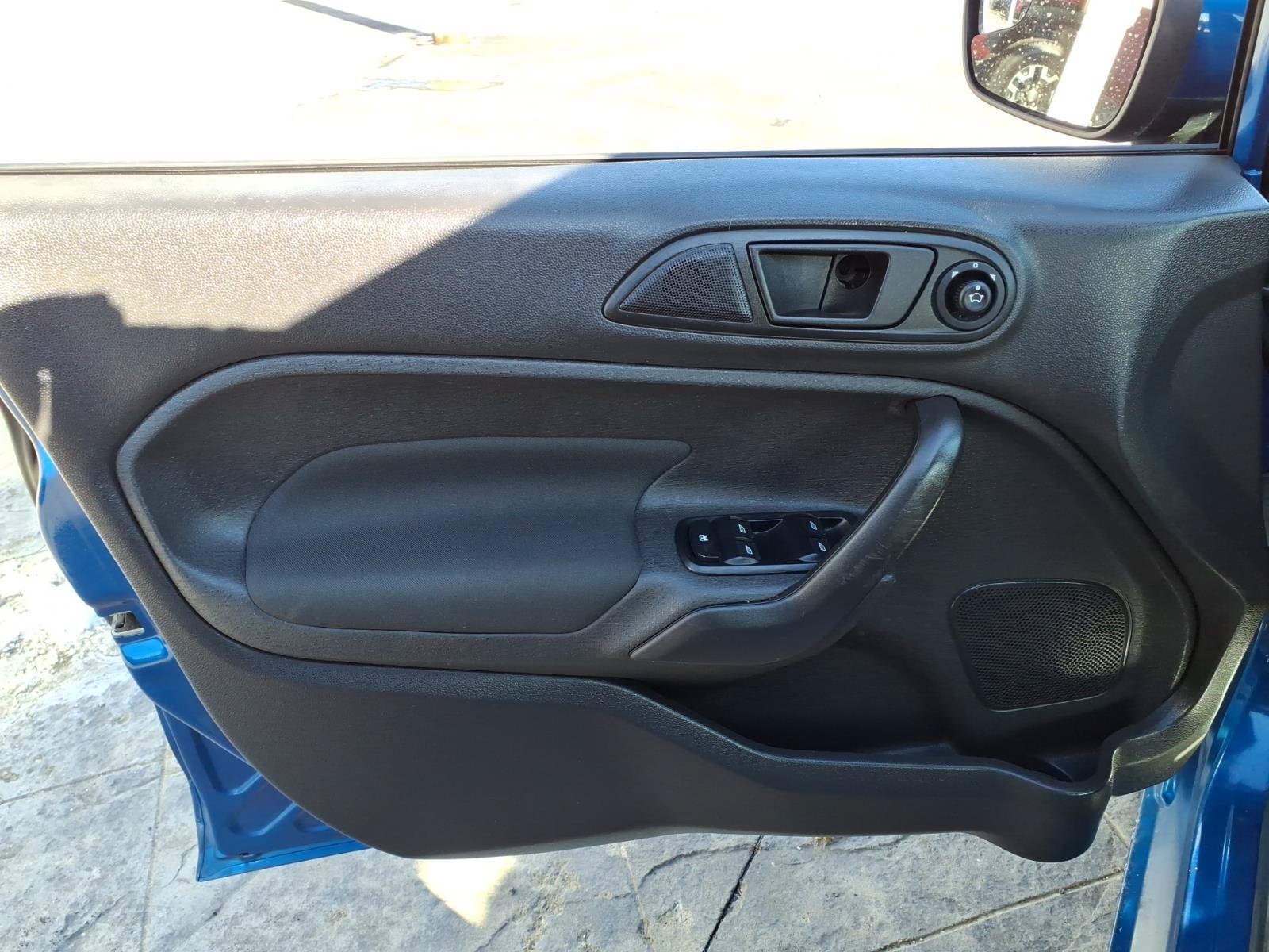 Used 2019 Ford Fiesta SE FWD image 11