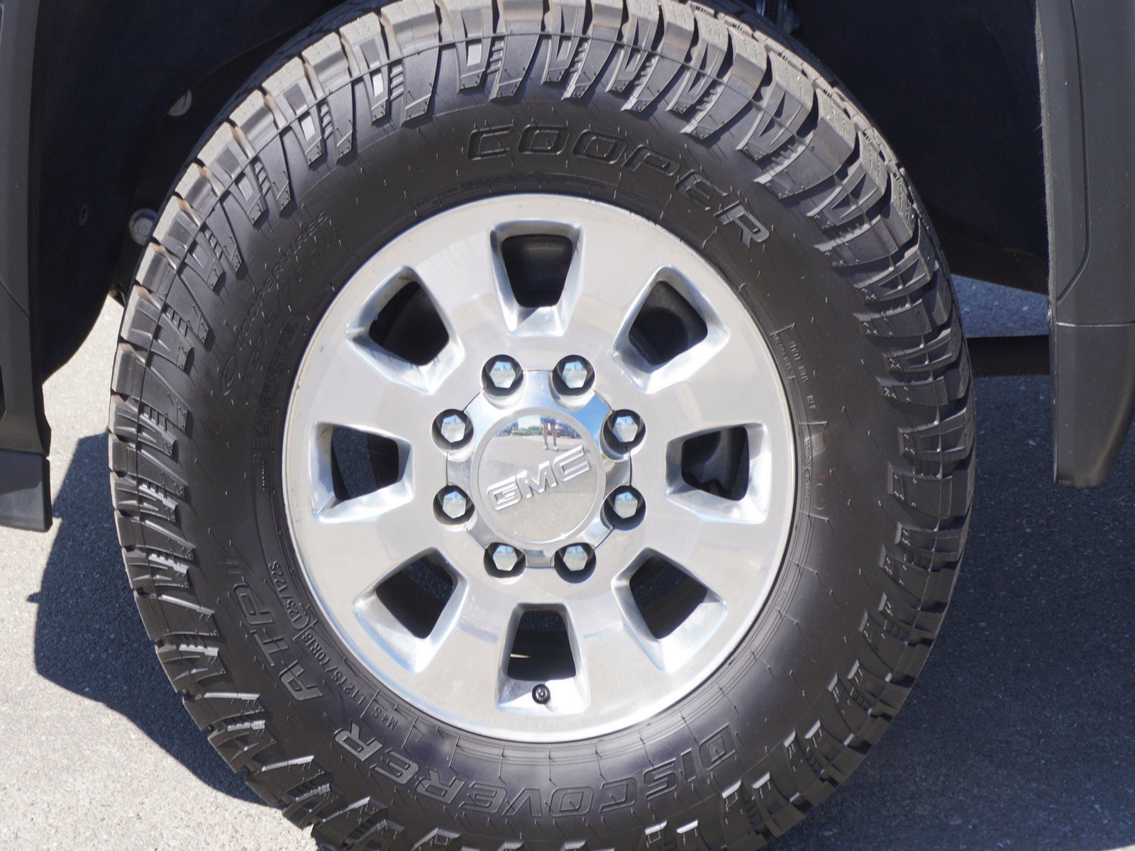 Used 2024 GMC Sierra 2500 Pro w/ Convenience Package image 9