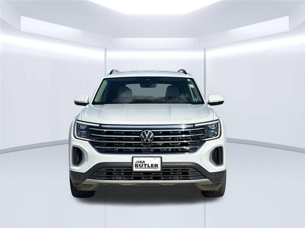 Used 2025 Volkswagen Atlas SE FWD image 11