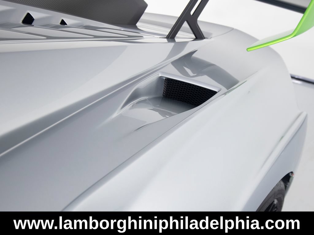 Used 2023 Lamborghini Huracan STO RWD image 46