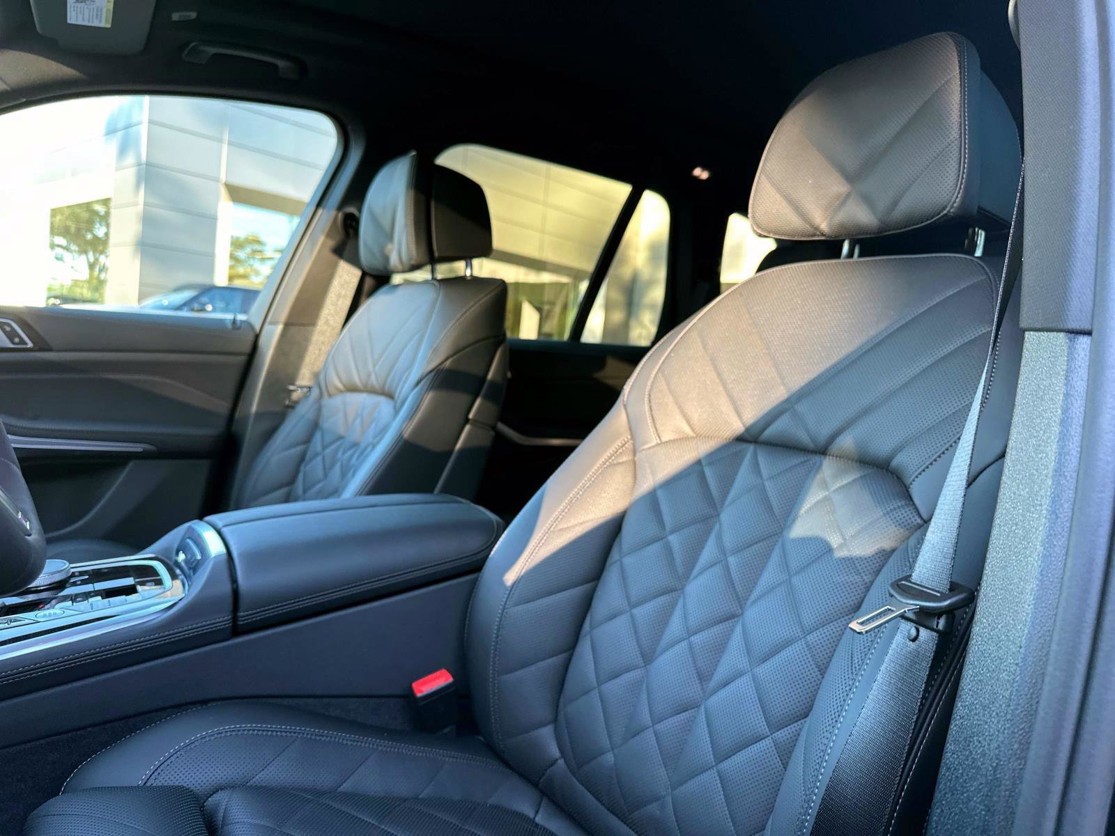 New 2026 BMW X5 xDrive40i w/ M Sport Package image 18