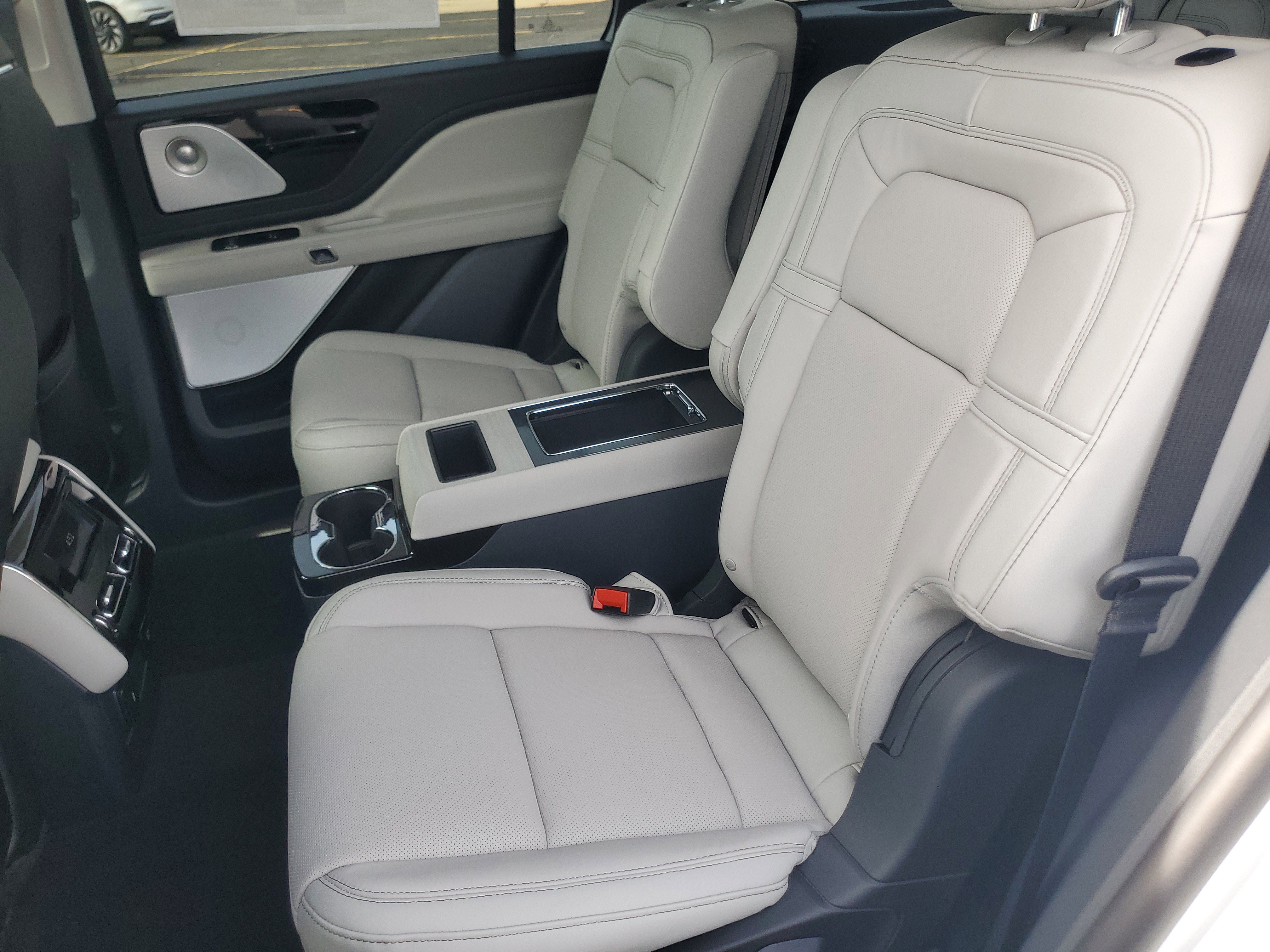 New 2026 Lincoln Aviator Reserve image 26