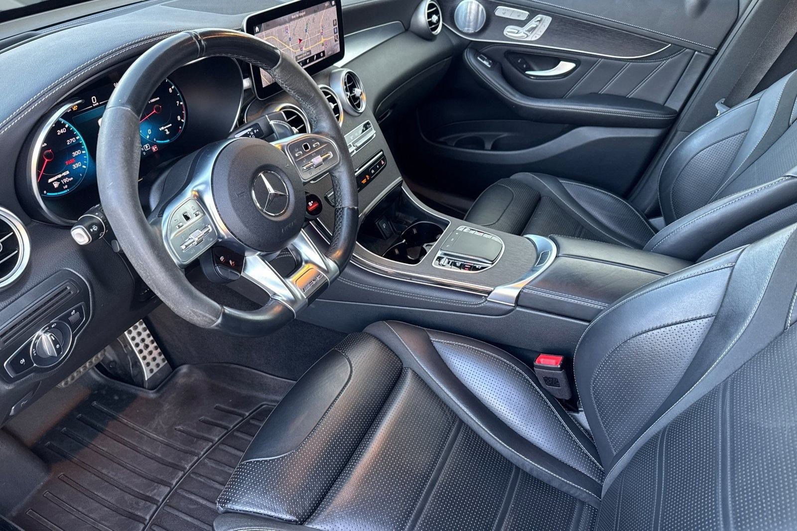 Used 2021 Mercedes-Benz GLC 63 AMG 4MATIC image 4