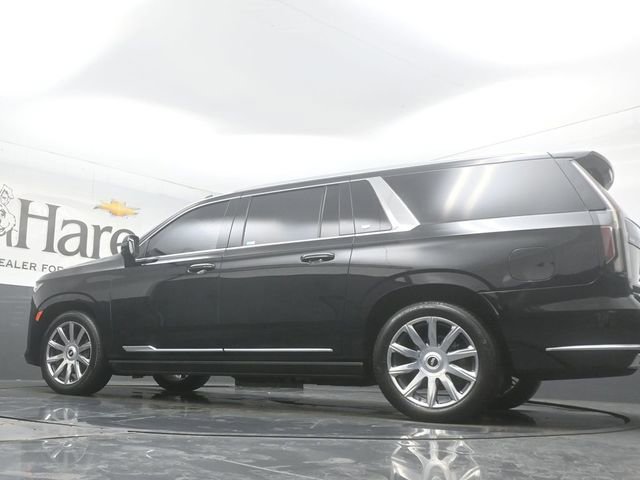 Used 2024 Cadillac Escalade ESV Premium Luxury Platinum image 57