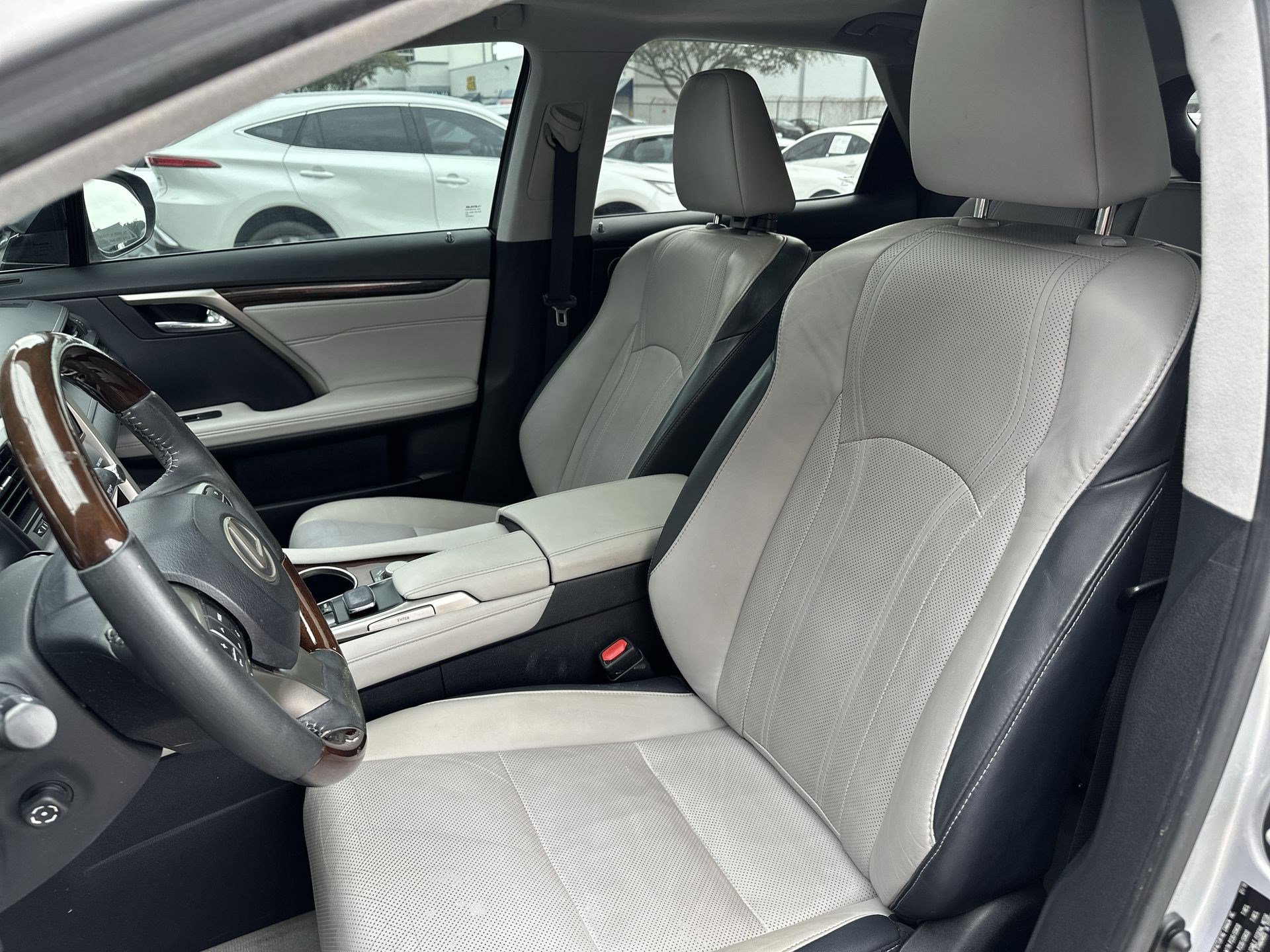 Used 2019 Lexus RX 350 FWD w/ Navigation Package image 13