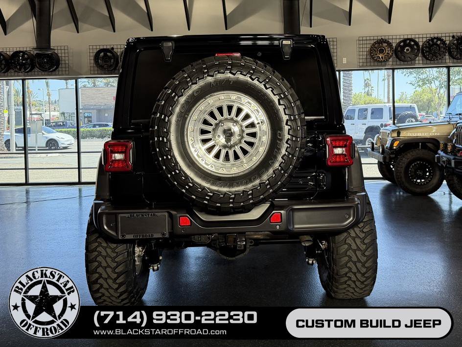 Used 2025 Jeep Wrangler Unlimited Rubicon 4xe w/ Safety Group AWD/4WD image 15