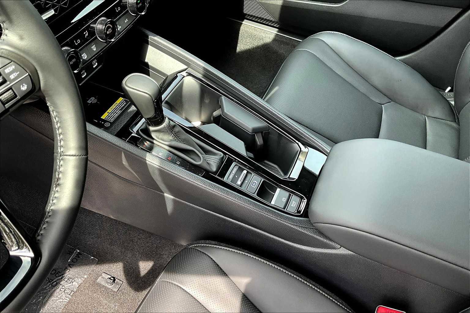 New 2025 Honda Accord EX-L image 11