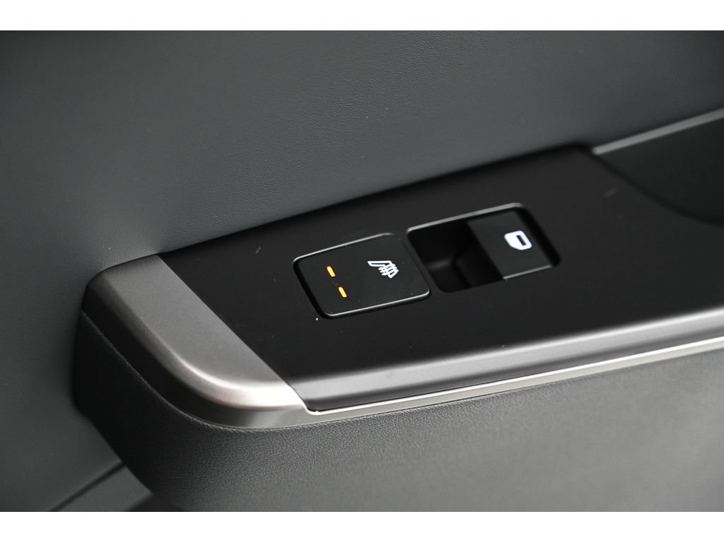 New 2025 Kia EV6 Light w/ Light LR Technology Package image 14