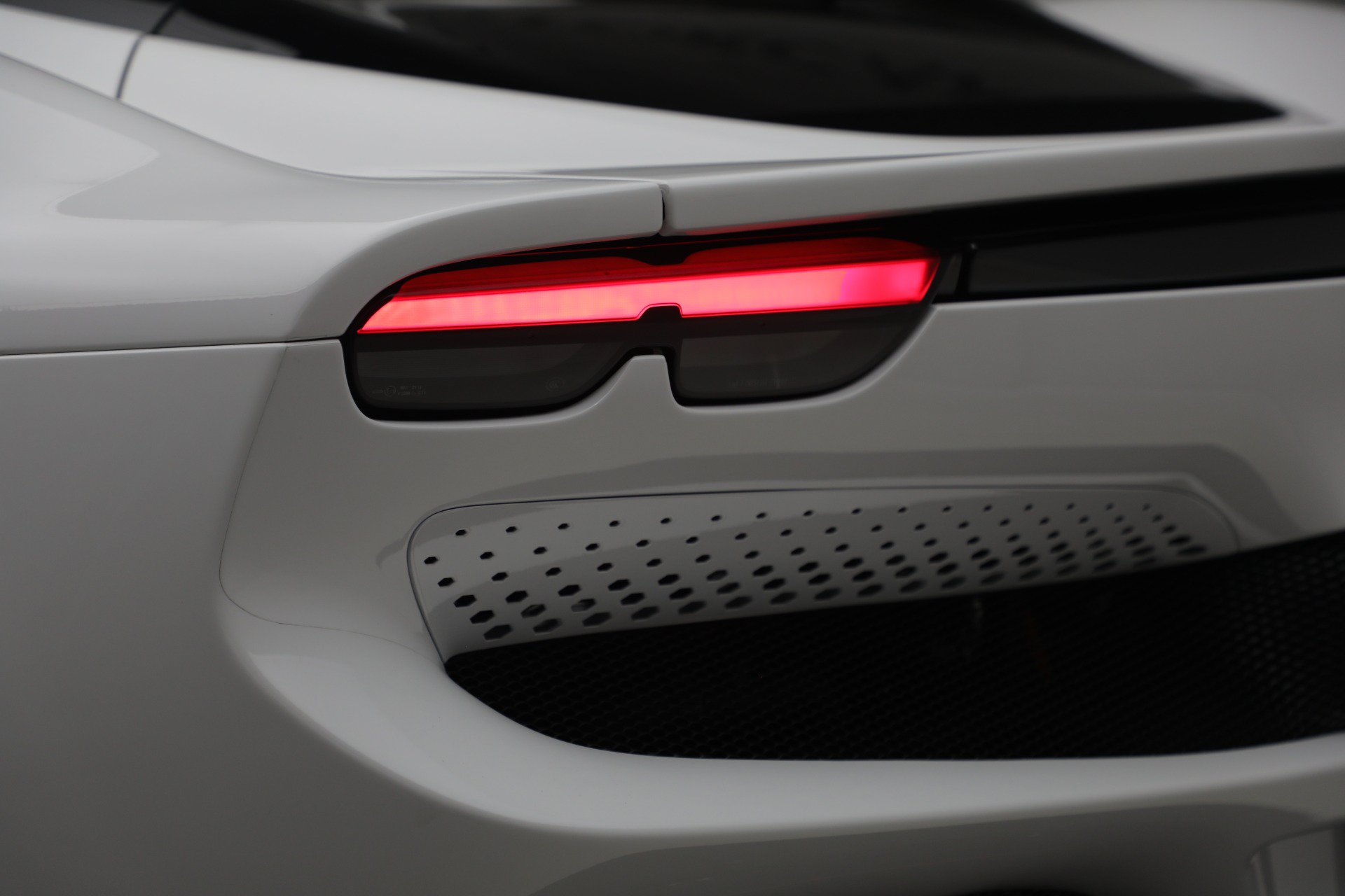 Certified 2025 Ferrari 296 GTS RWD image 37