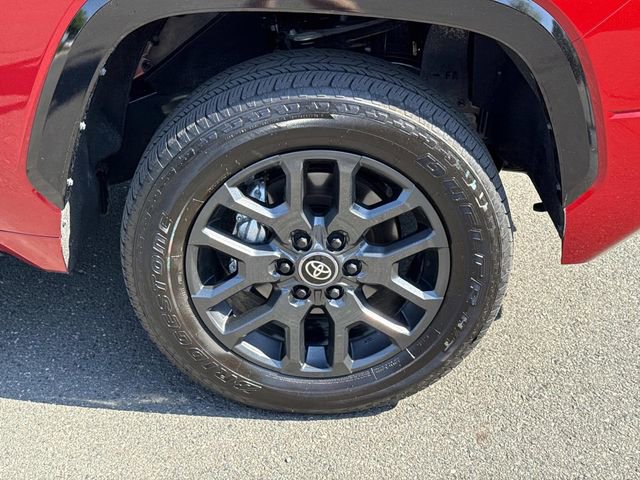 Used 2025 Toyota Tundra Platinum AWD/4WD image 7