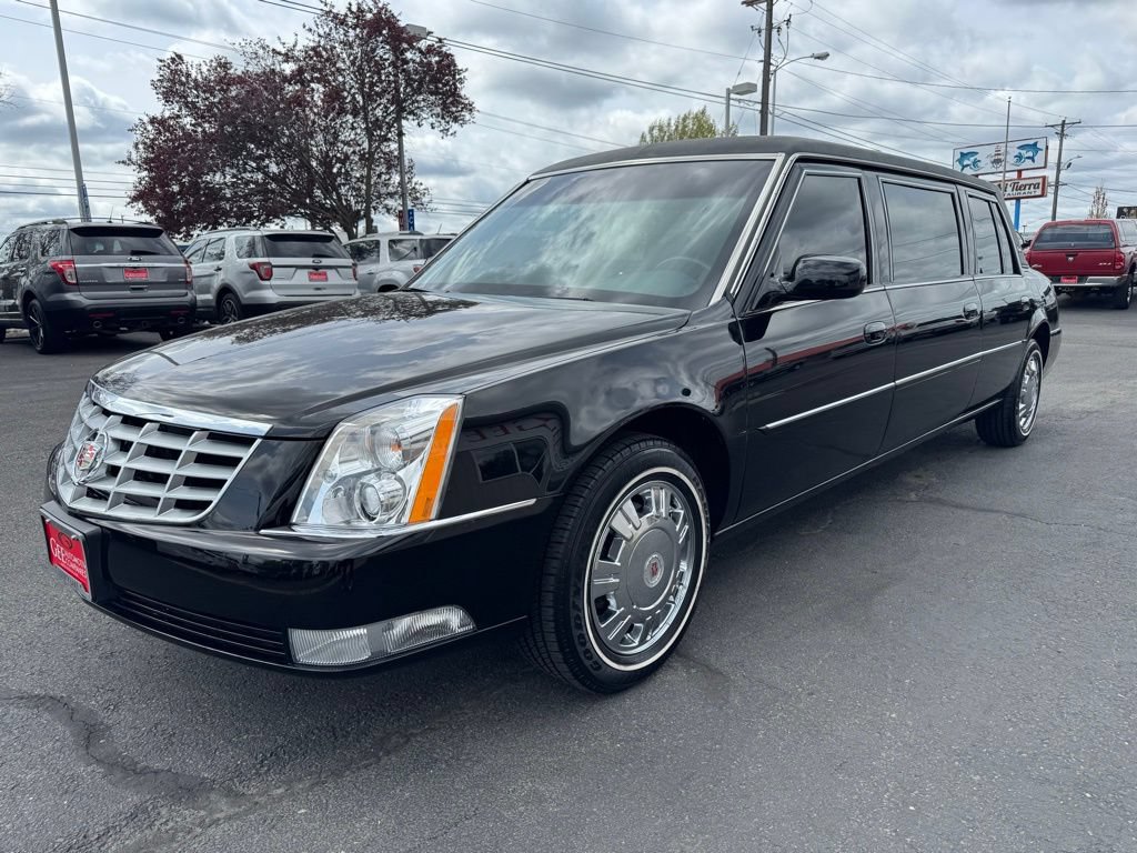 Used 2010 Cadillac DTS Limousine FWD image 8