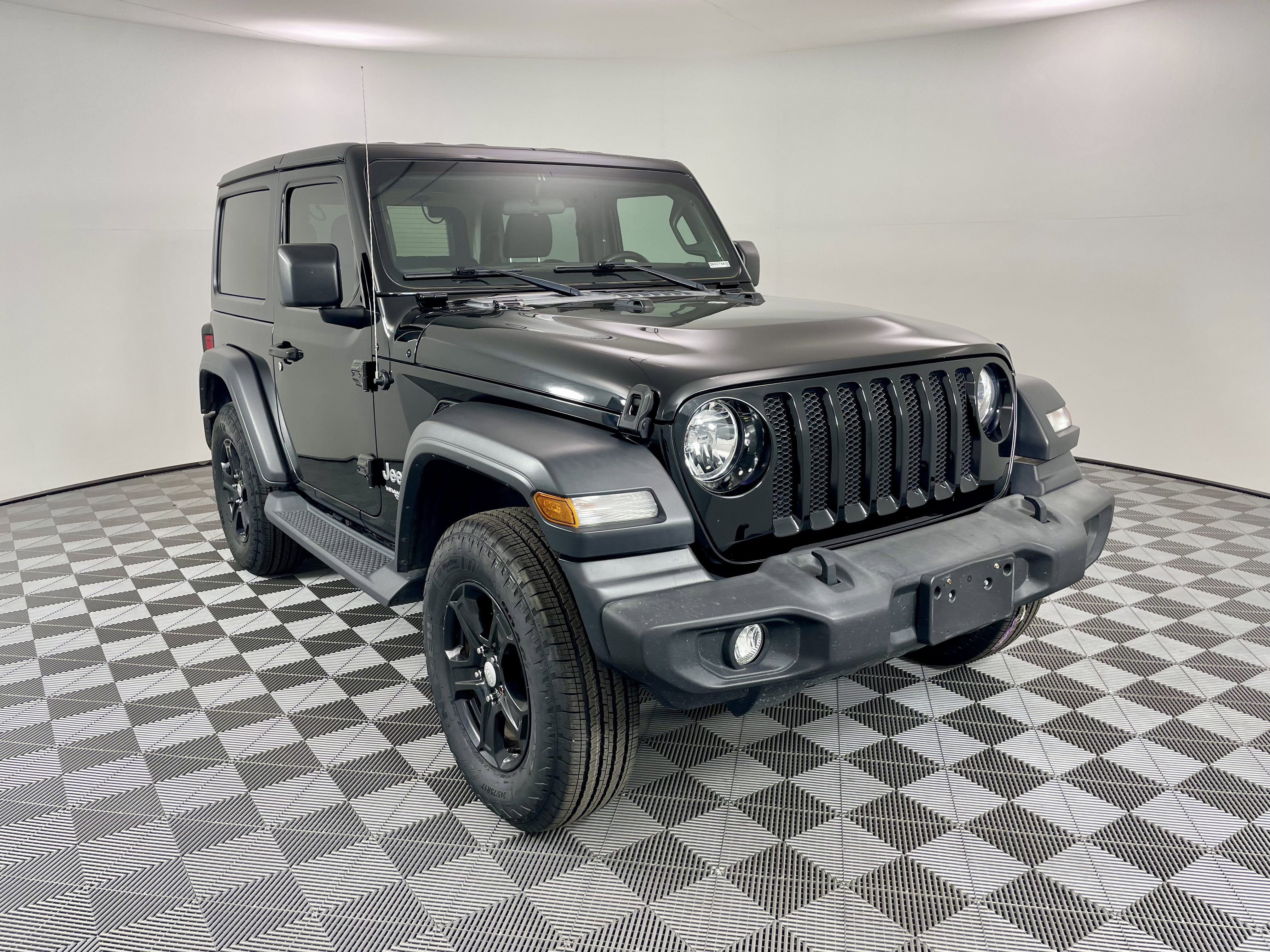 Used 2020 Jeep Wrangler Sport S image 7