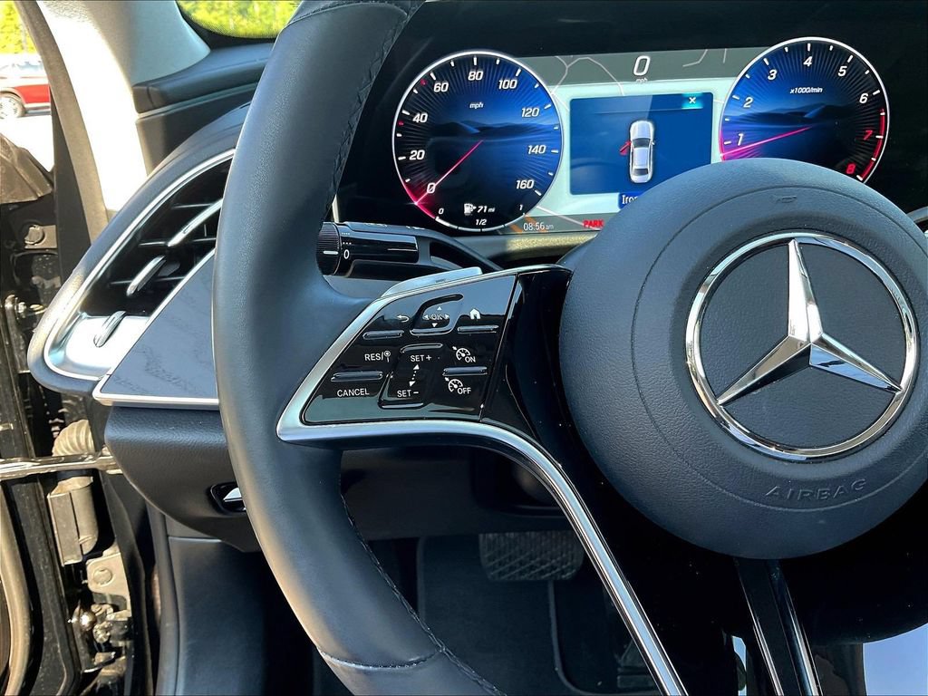 Used 2024 Mercedes-Benz E 350 4MATIC Sedan image 13