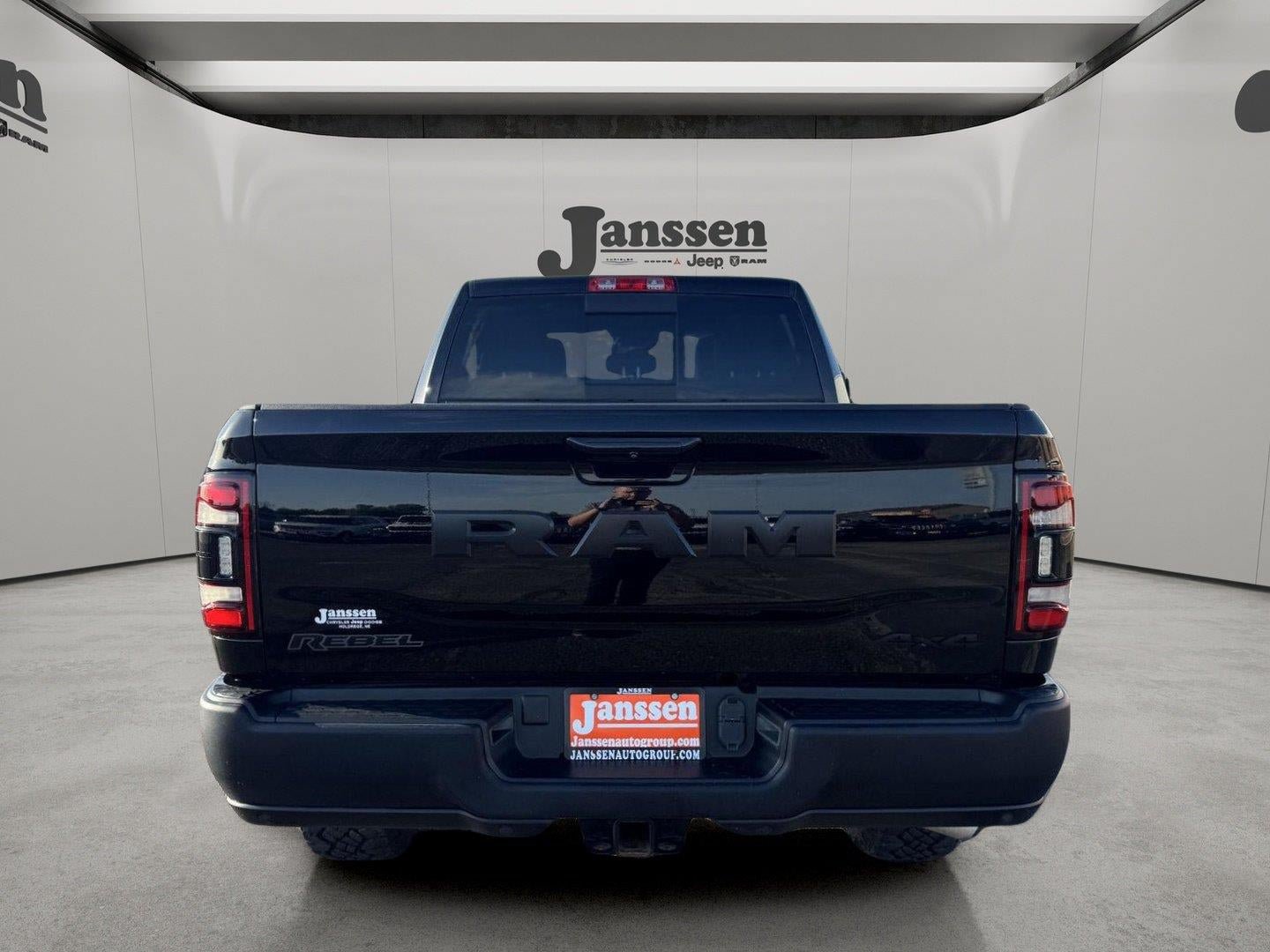 Used 2024 RAM 2500 Rebel w/ Safety Group AWD/4WD image 3