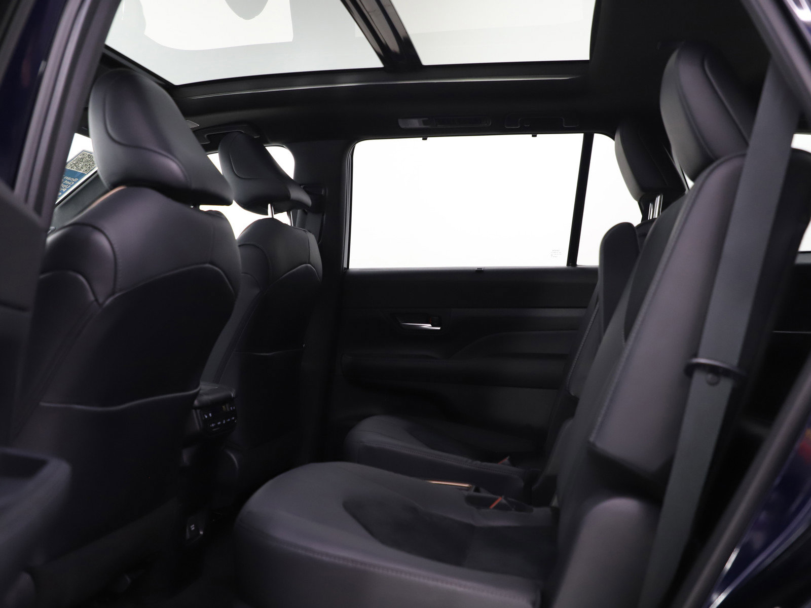 Used 2025 Toyota Grand Highlander AWD Hybrid image 20