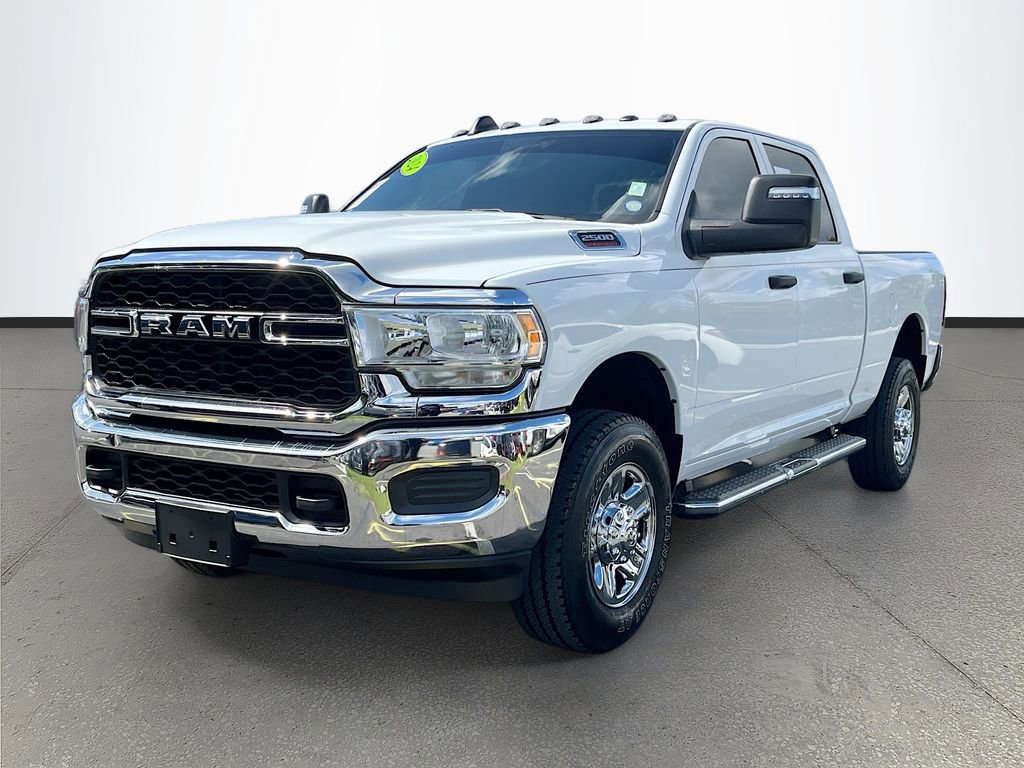 Used 2024 RAM 2500 Tradesman w/ Chrome Appearance Group AWD/4WD image 3